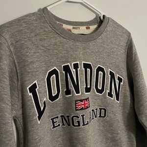 16Sixty NWT London Crewneck